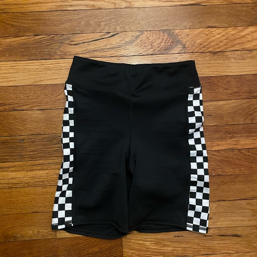 Biker shorts with checkered side detailing